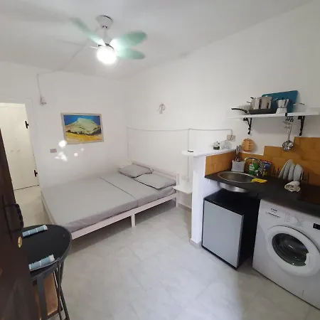 Stanza/monolocale Sardegna 300m Dalla Appartamento